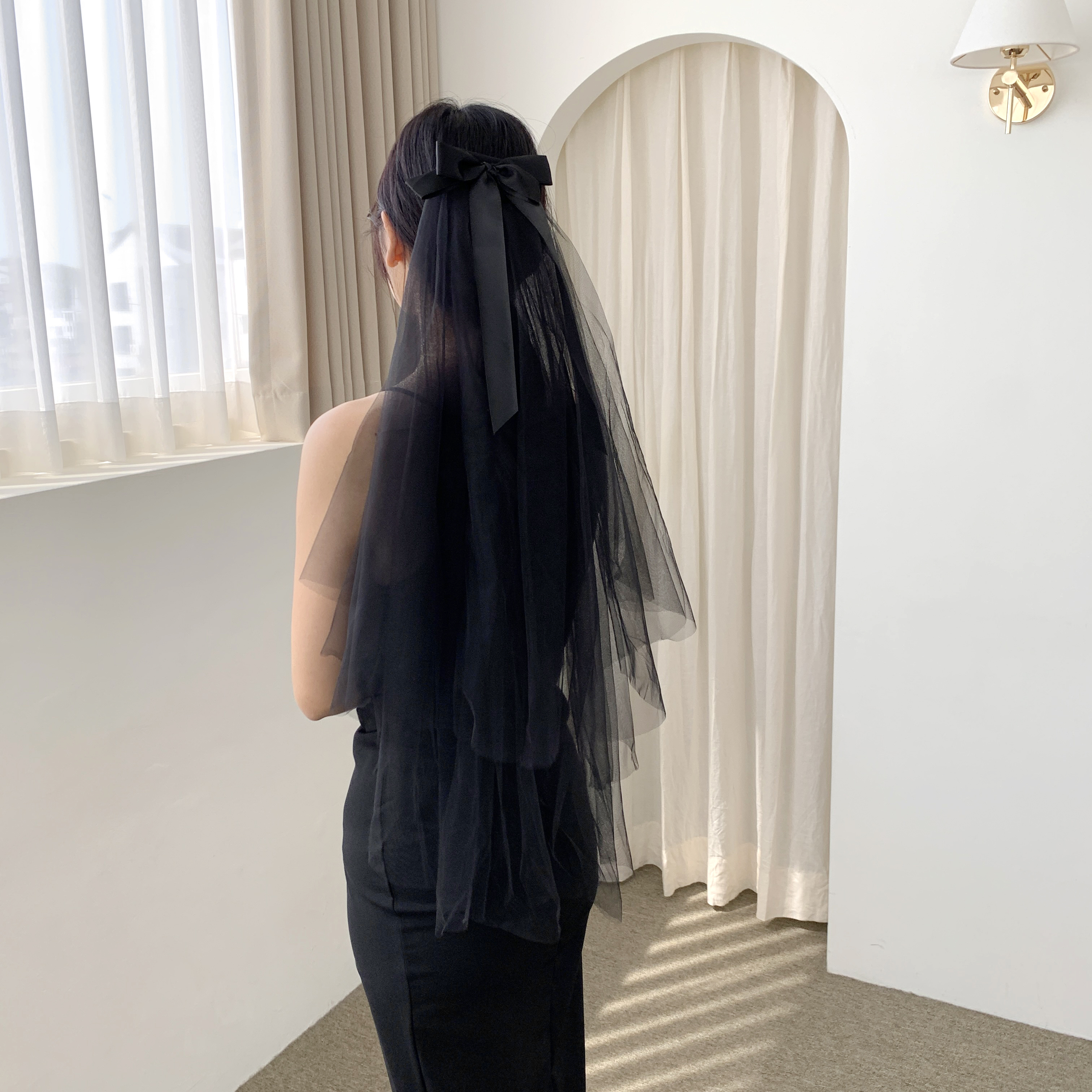 모반디 블랙 리본 베일, 셀프웨딩 브라이덜샤워 스냅촬영 헤어 소품 파티 코스튬 상세 이미지 2