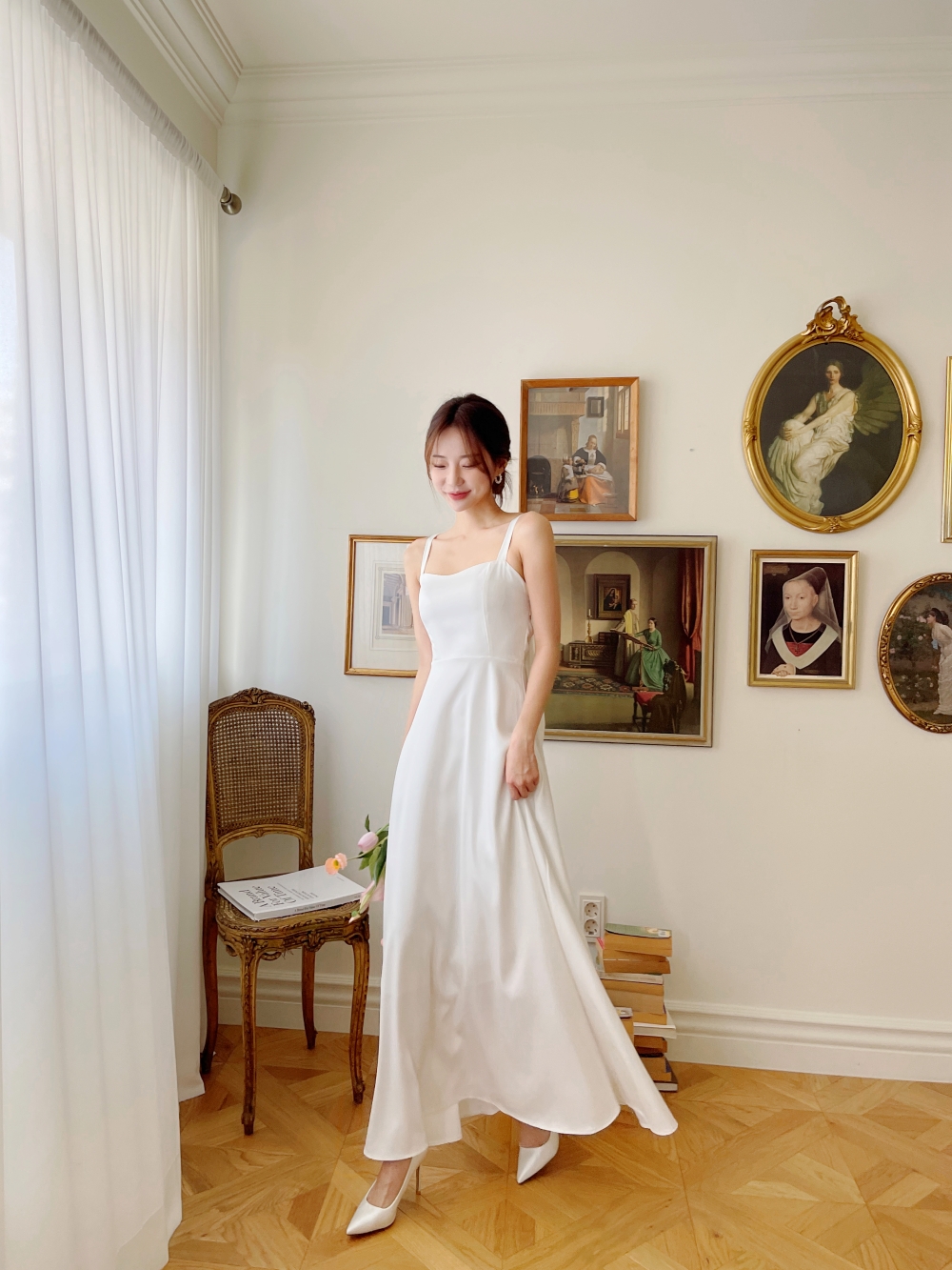 리본 화이트 원피스, 민소매 롱 A라인 플레어 셀프웨딩 드레스 브라이덜샤워 휴양지 촬영 드레스 상세 이미지 12