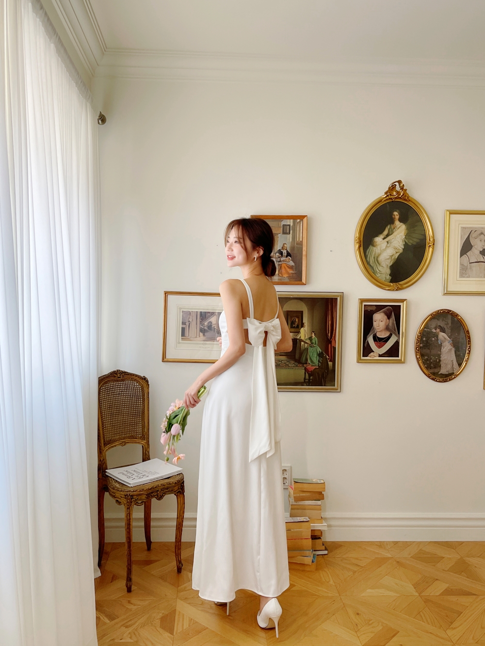 리본 화이트 원피스, 민소매 롱 A라인 플레어 셀프웨딩 드레스 브라이덜샤워 휴양지 촬영 드레스 상세 이미지 16